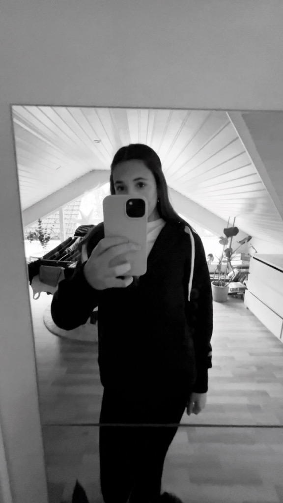 @u13291660 from Sweden