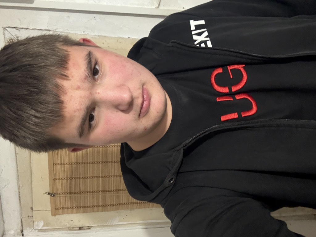 @nikolanikola025 from Brazil