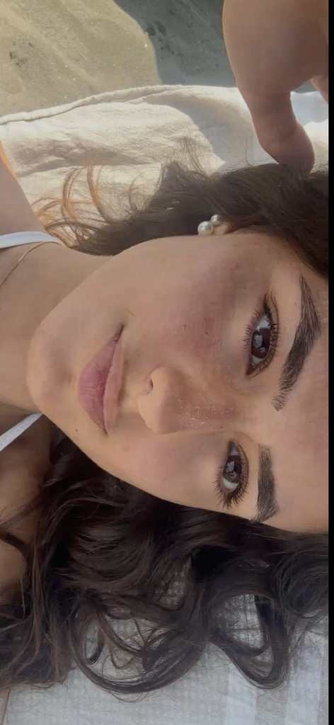 @06_laura