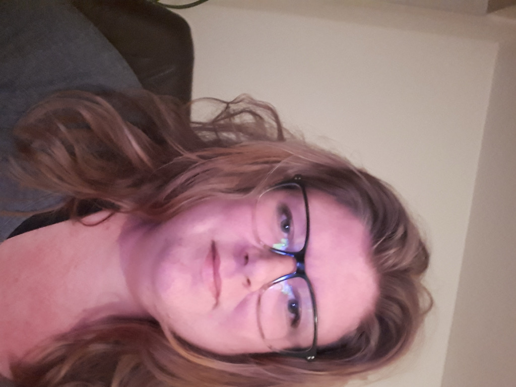 @izabvegan from Denmark