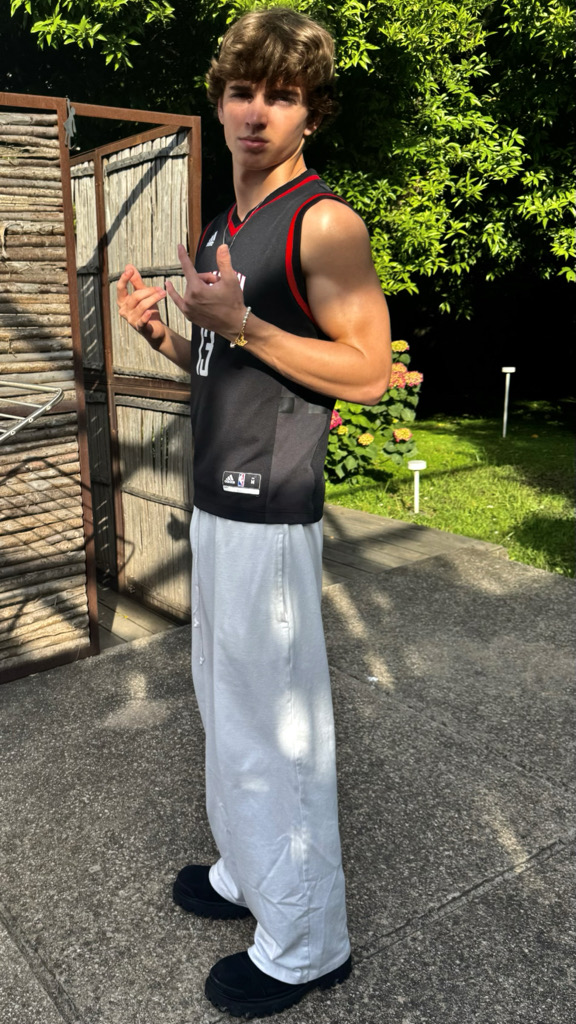 @mikeg06