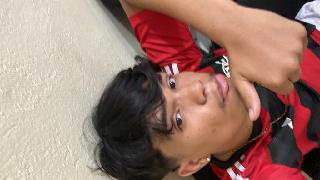 @u24354922