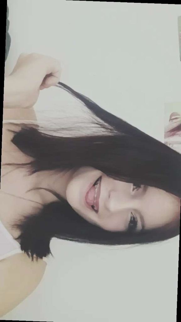 @ameliese1234 from Austria