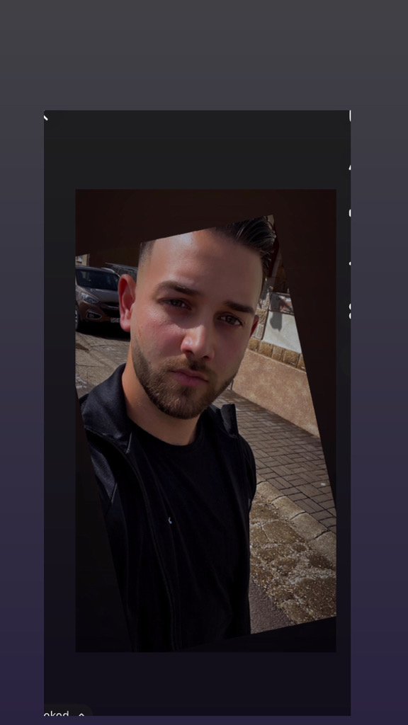 @k_ramon_ from Hungary