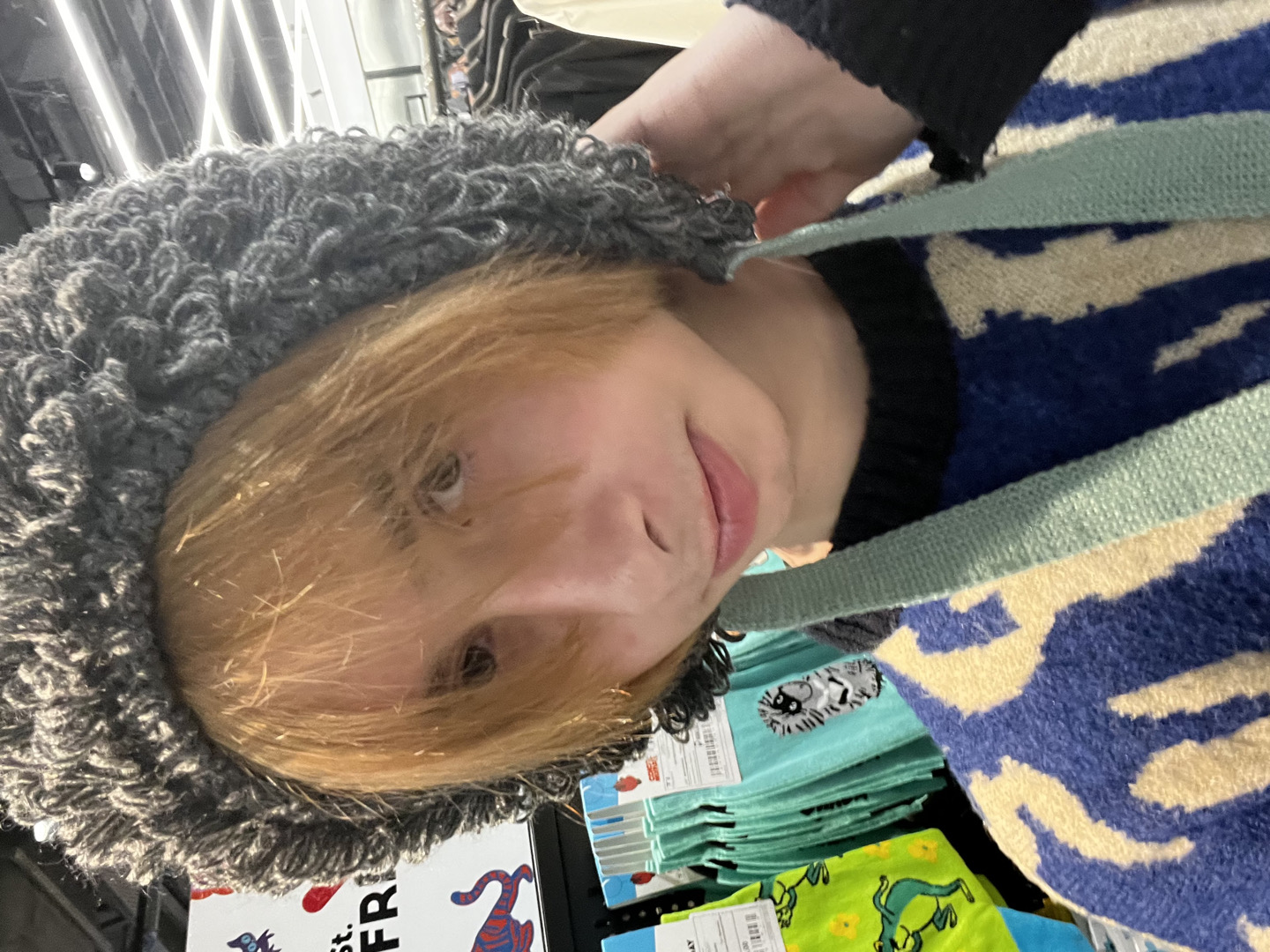 @u85342371
