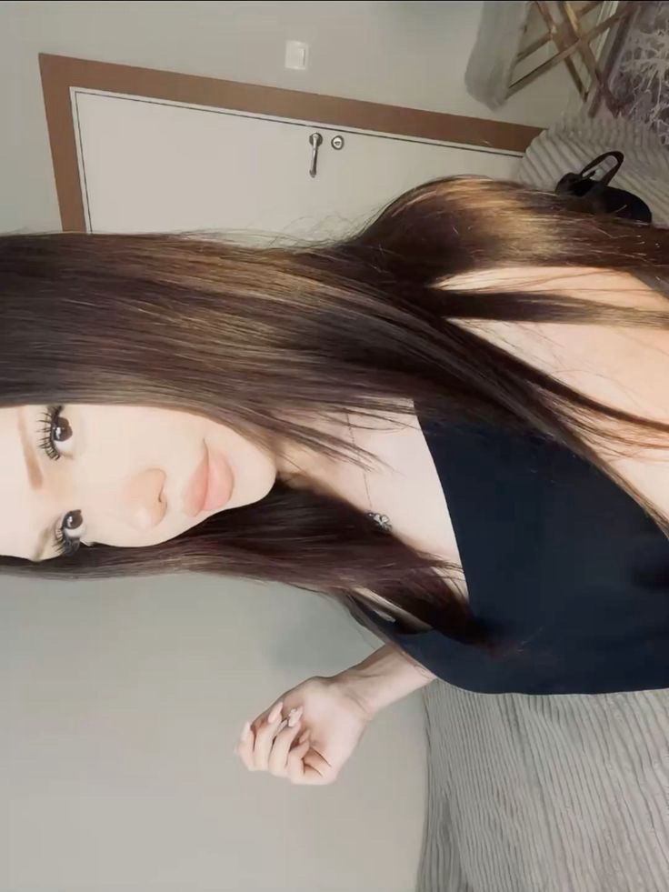@u18423500