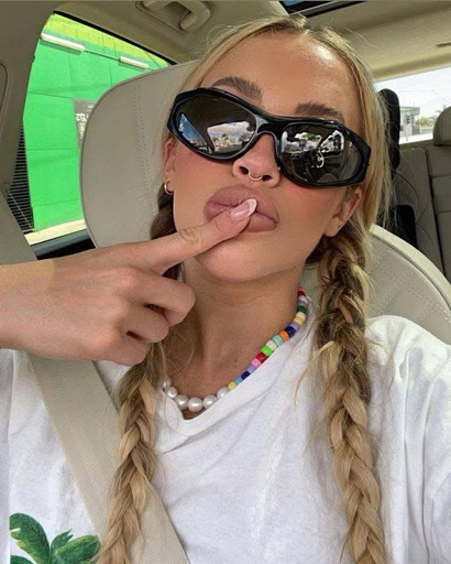 @sha_sharon2210