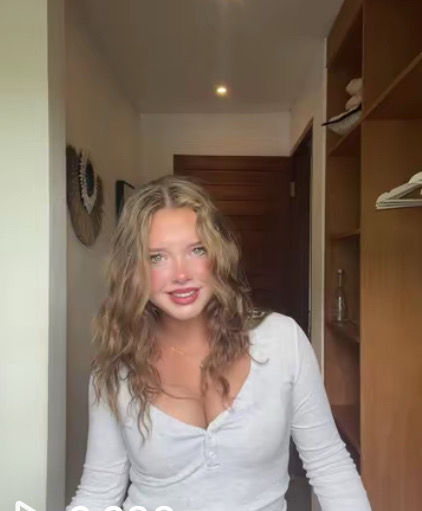 @herrrofriends76 from Australia