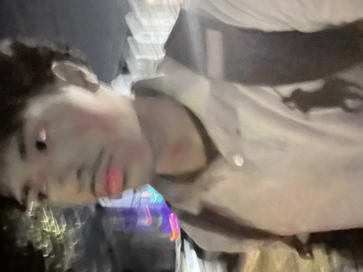 @justhereee