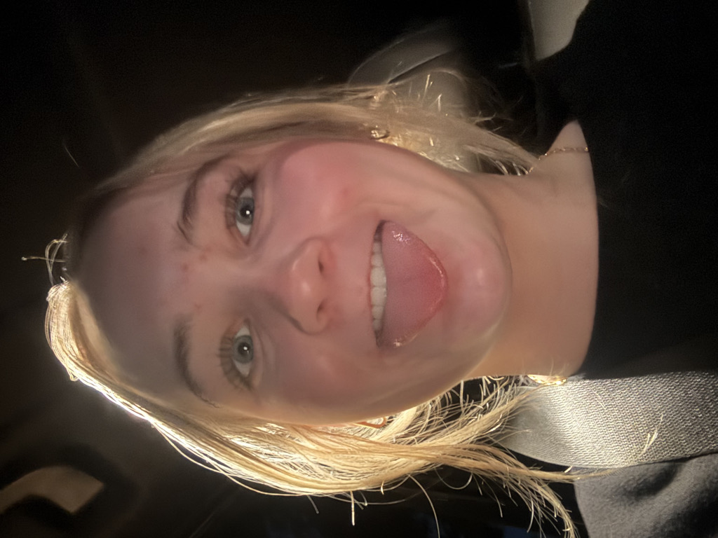 @chloemoon from United States
