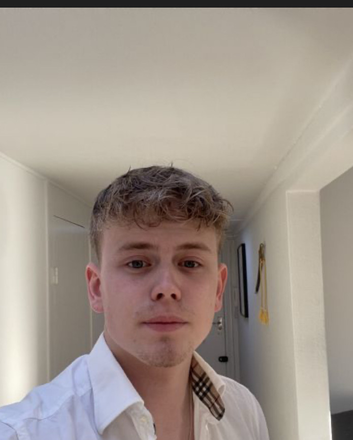 @adam123545 from Denmark