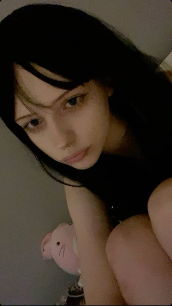 @cutefemboytrans from Sweden