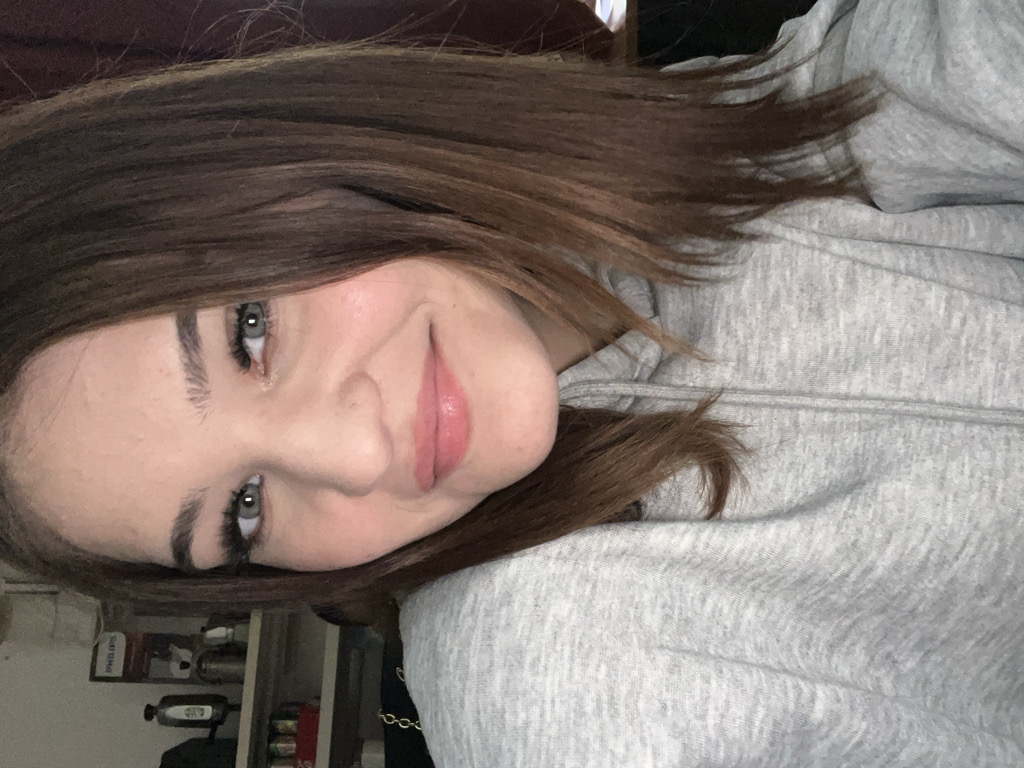 @virvanvik from Hungary