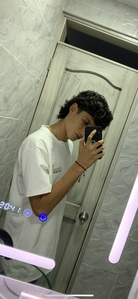 @u28685553
