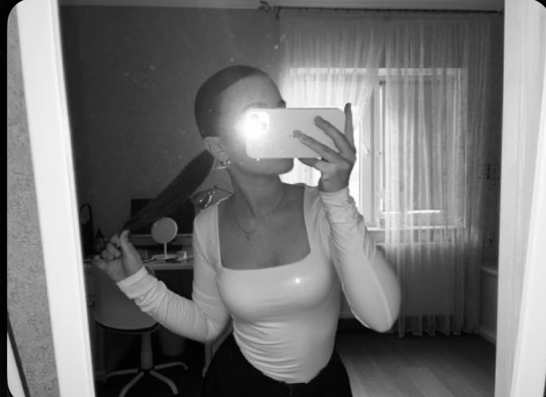 @vivienuskaa from Czech Republic