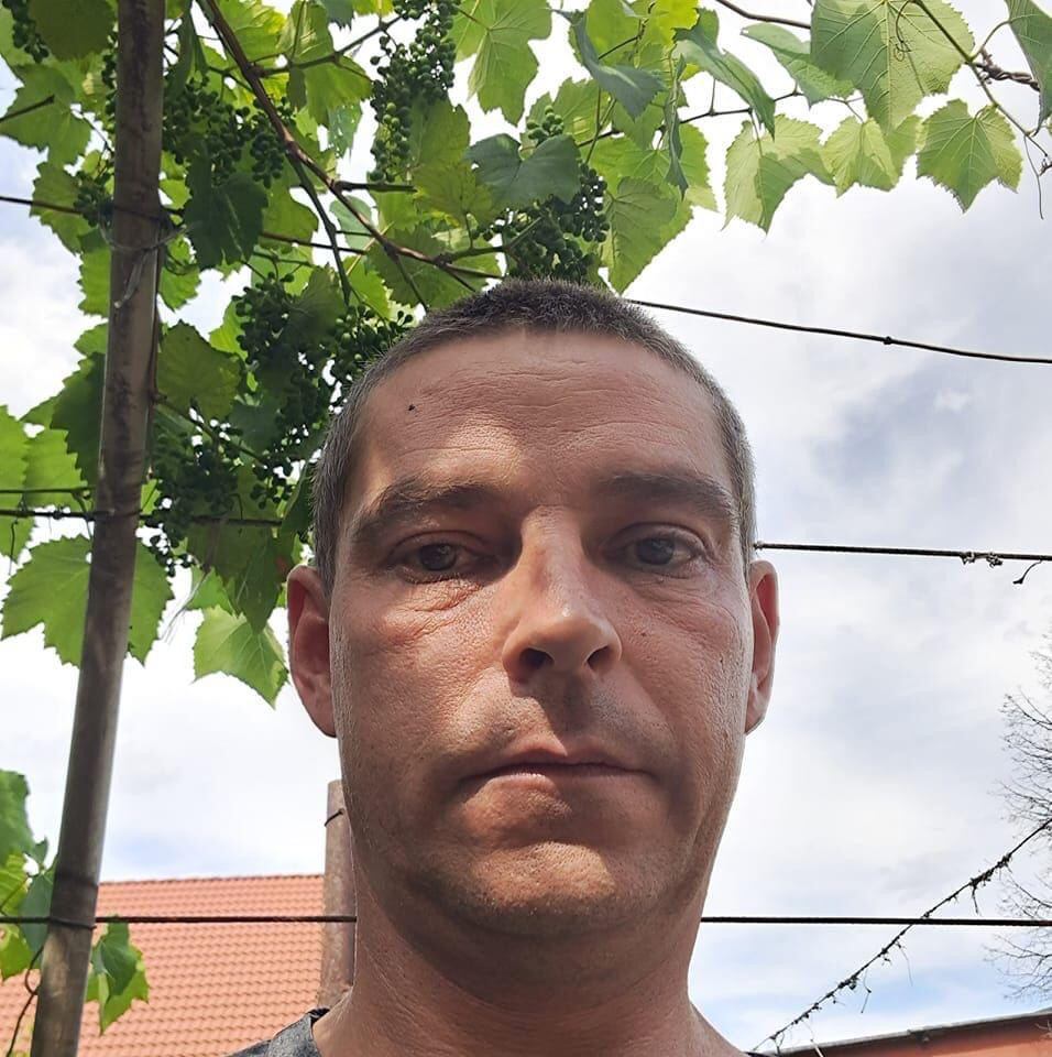 @u58093189 from Hungary