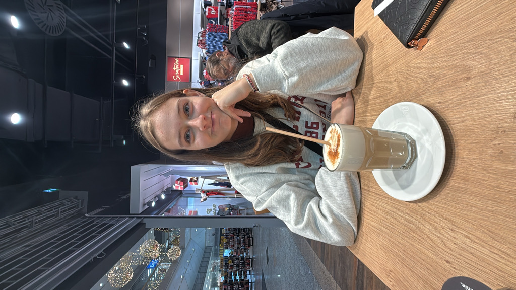 @lilinka from Czech Republic