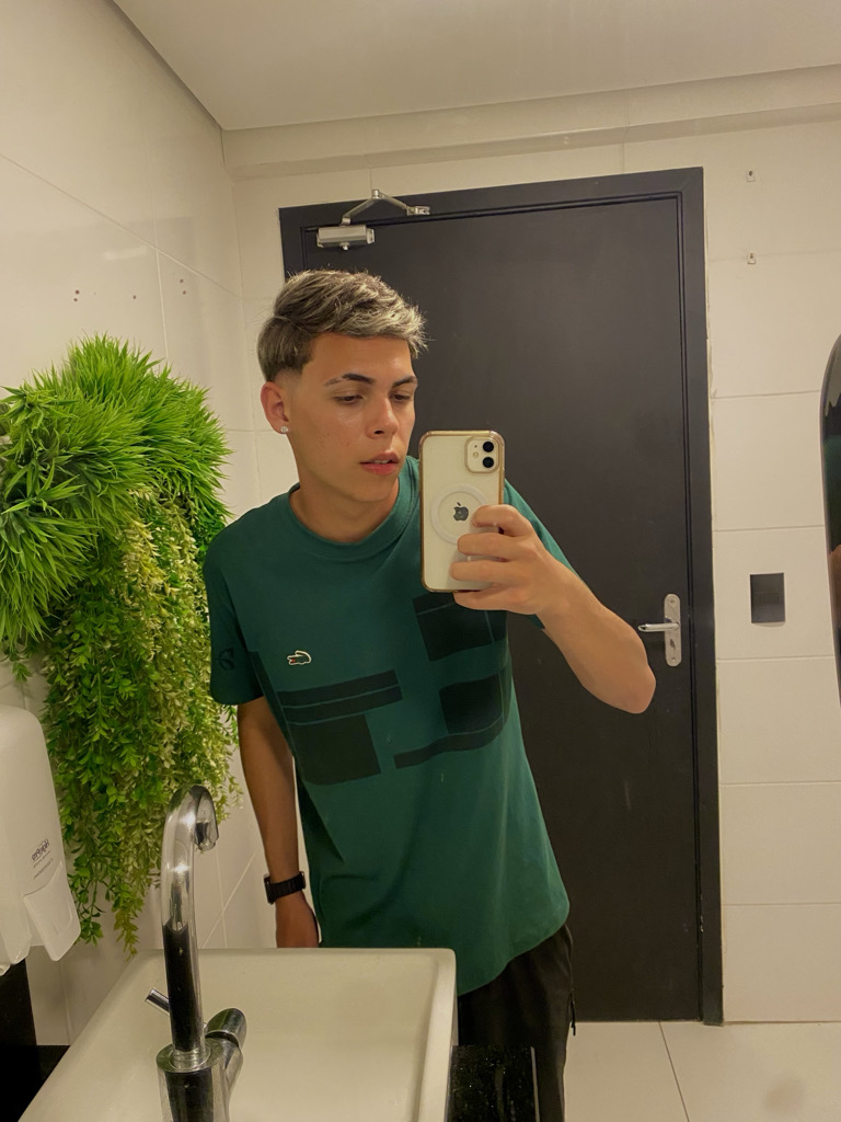 @andynho