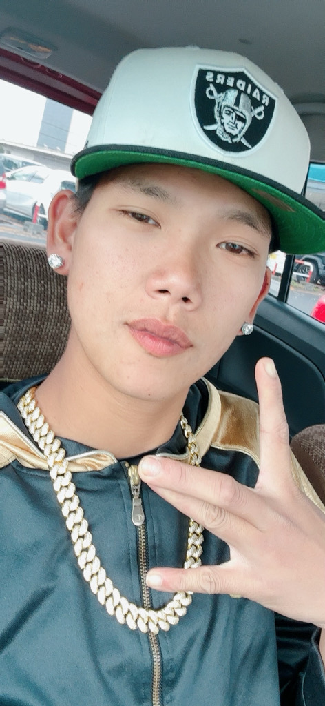 @akiraalona from Worldwide