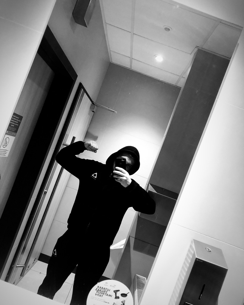 @u68101910
