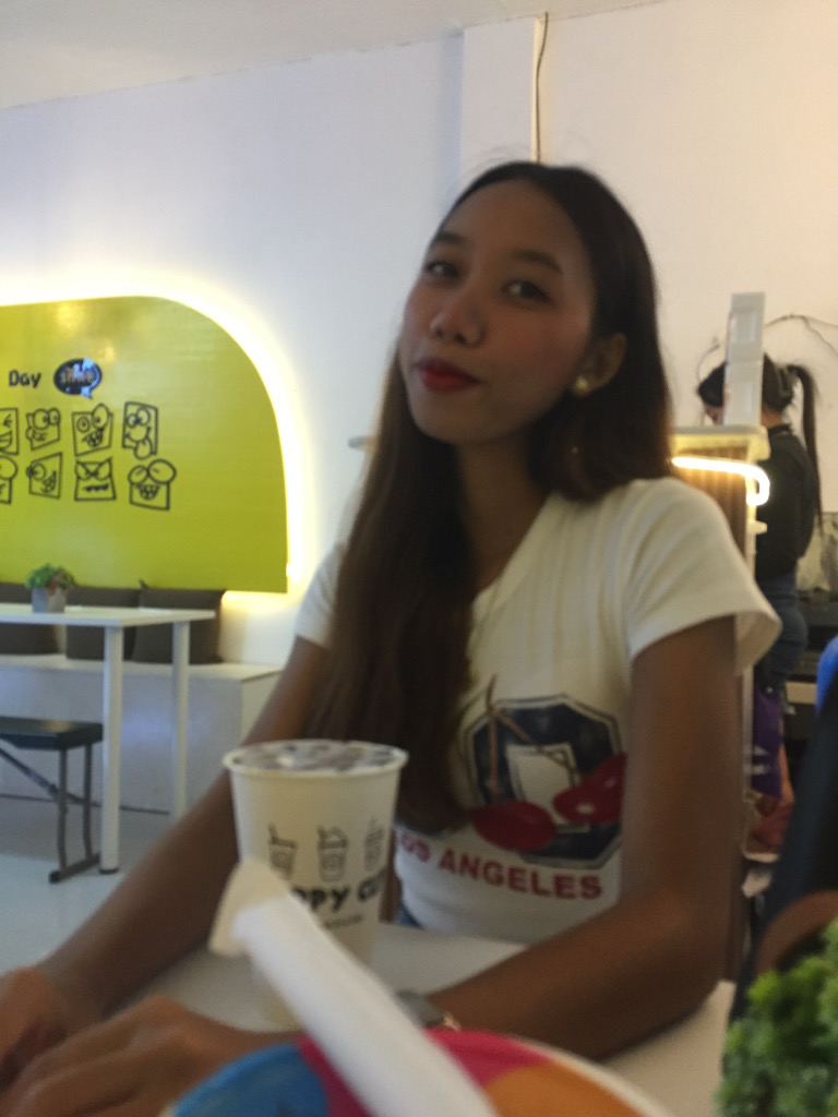 @kiaratot from Switzerland