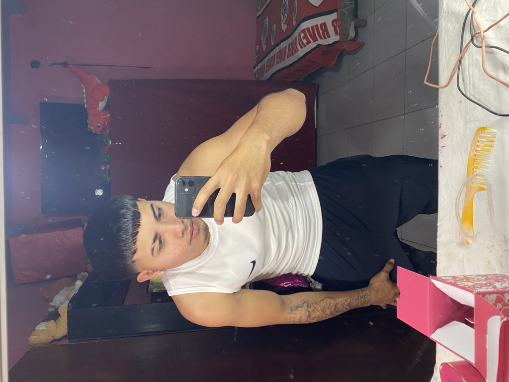 @jeizbfje from Argentina