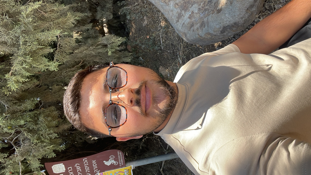 @u56481324 from Israel