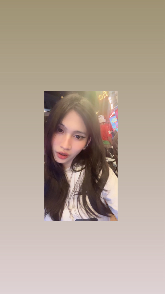 @u98171903 from South Korea
