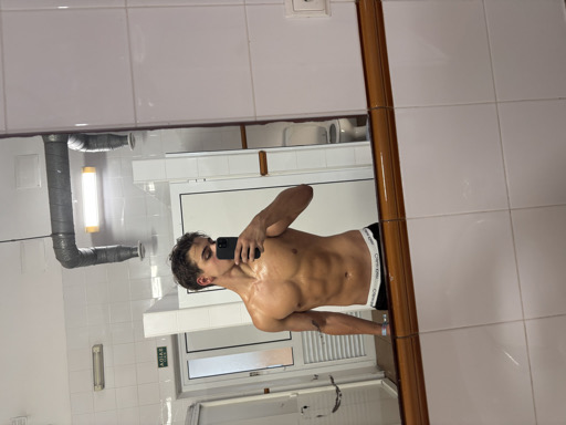 @u71728448