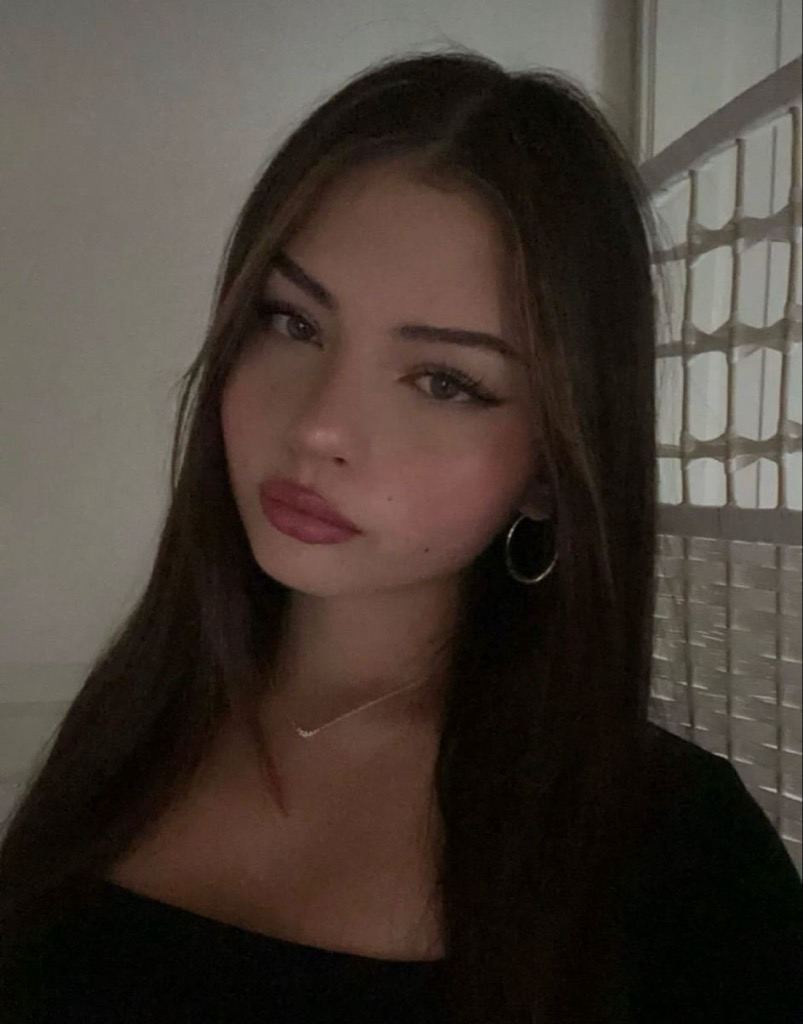 @nikq-natii from Poland