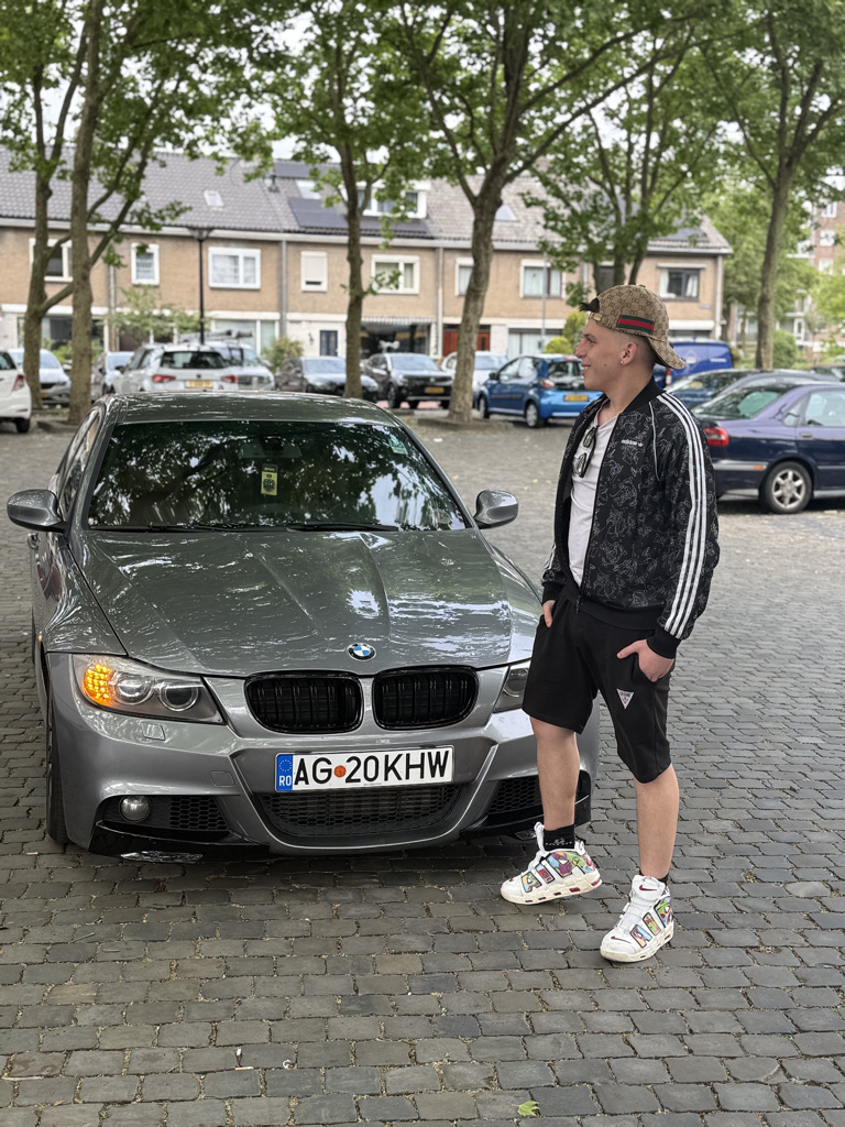 @costyjr from Netherlands
