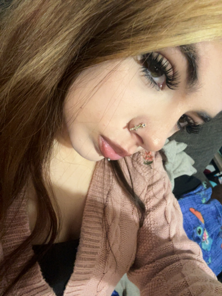 @hoez_luvmia from United States