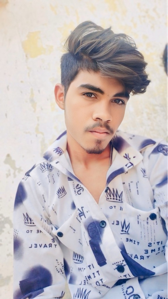 @_lucky_ from India