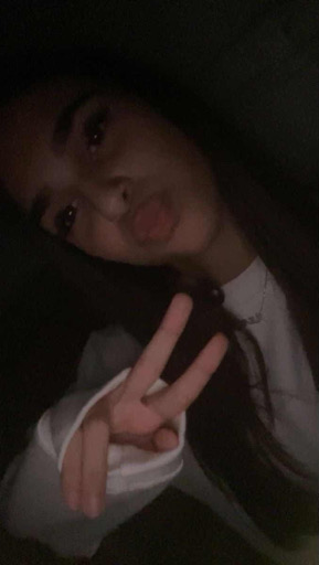 @aleyna_123 from Austria