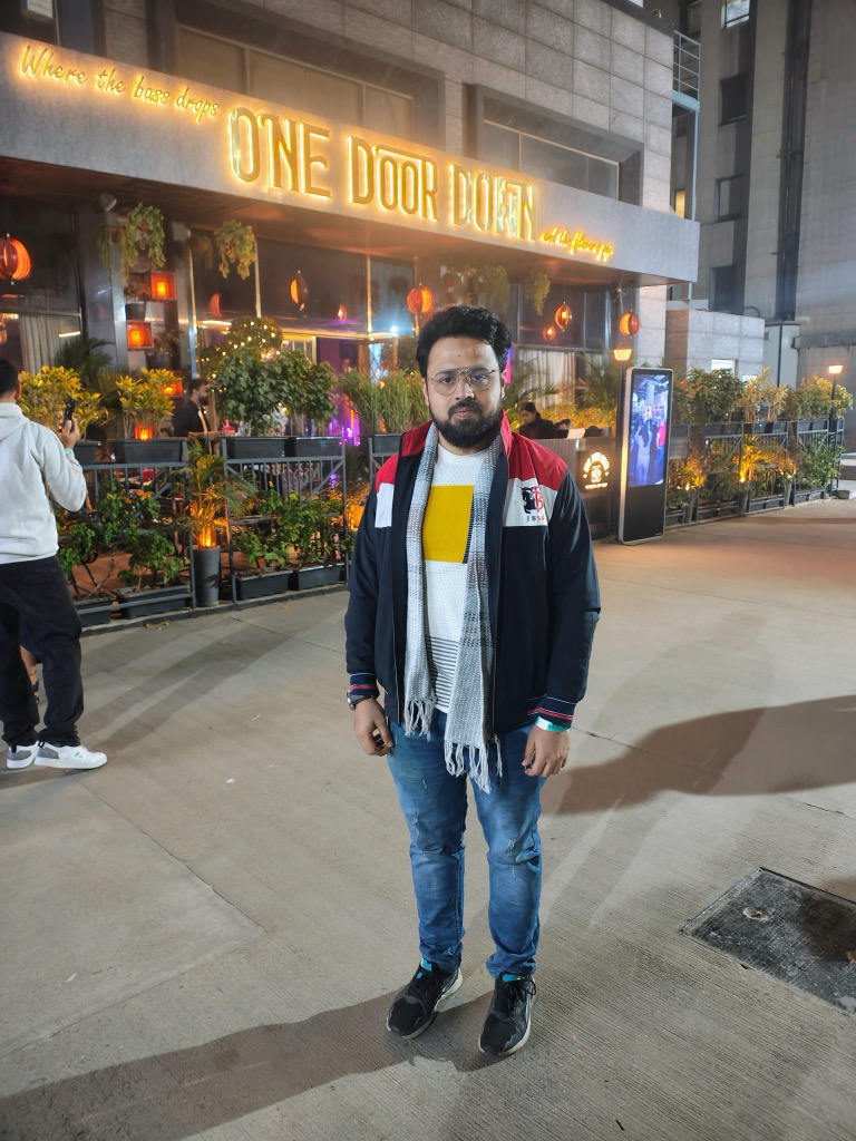 @zubair_niyazi