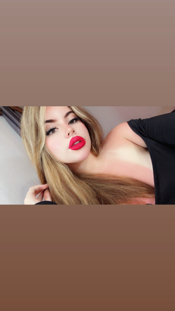 @msslykk02 from Switzerland