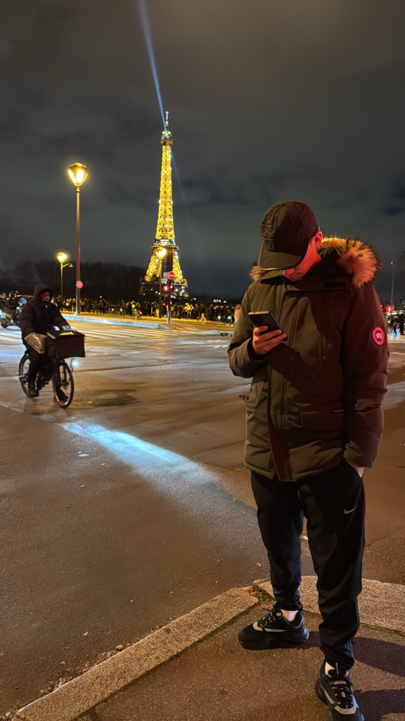 @mrwn_464 from France