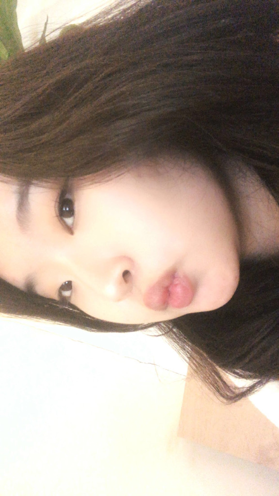 @anuqaa from South Korea