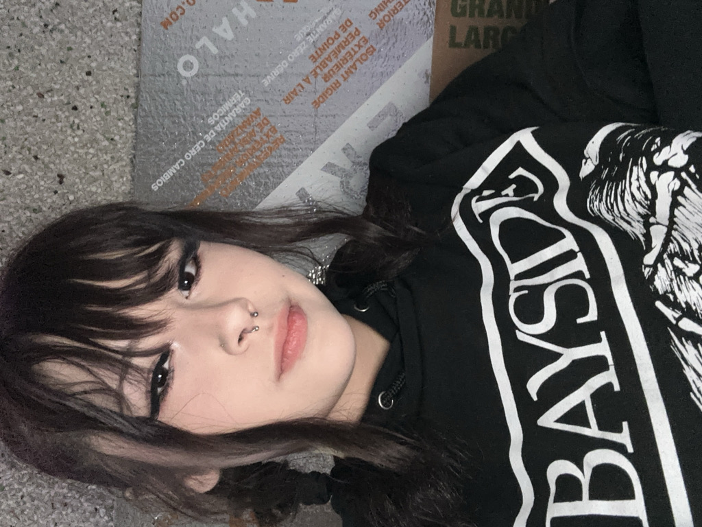 @ilivecats