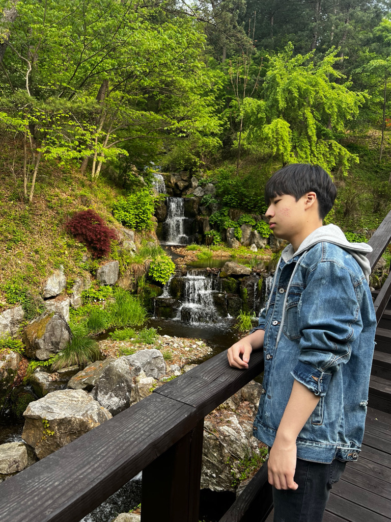 @hotguy777 from South Korea