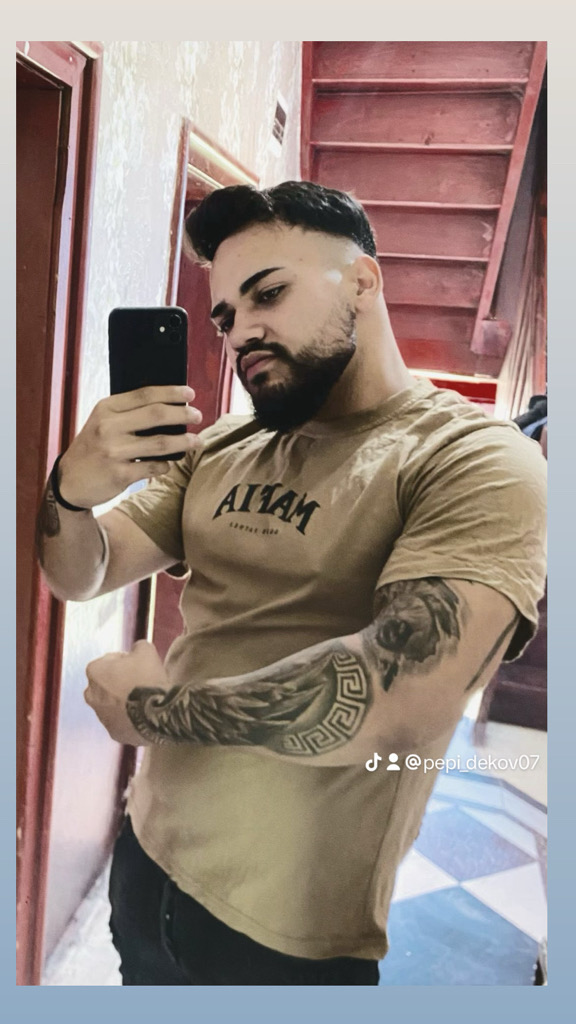 @u52928695