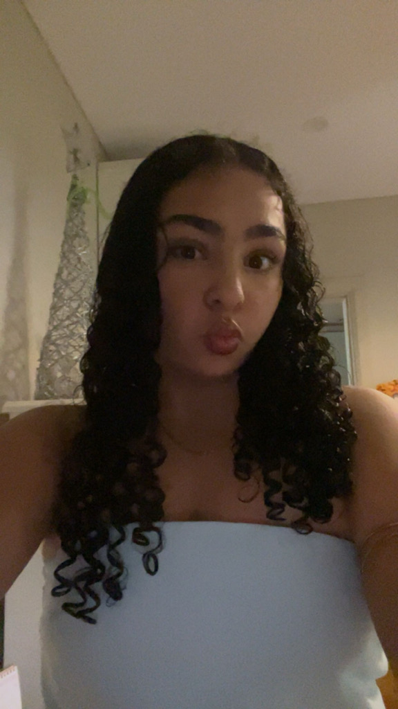 @ellla from Australia