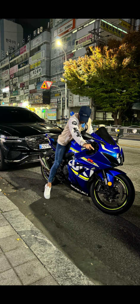 @u51992897 from South Korea
