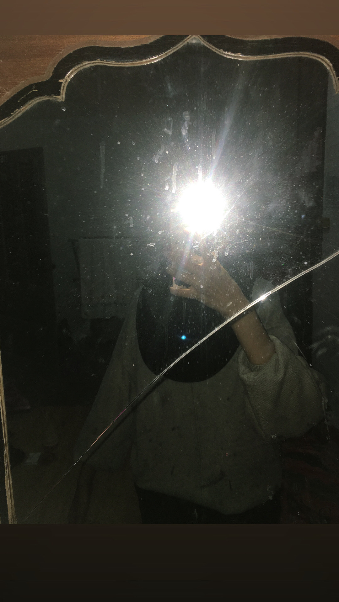 @u16285980