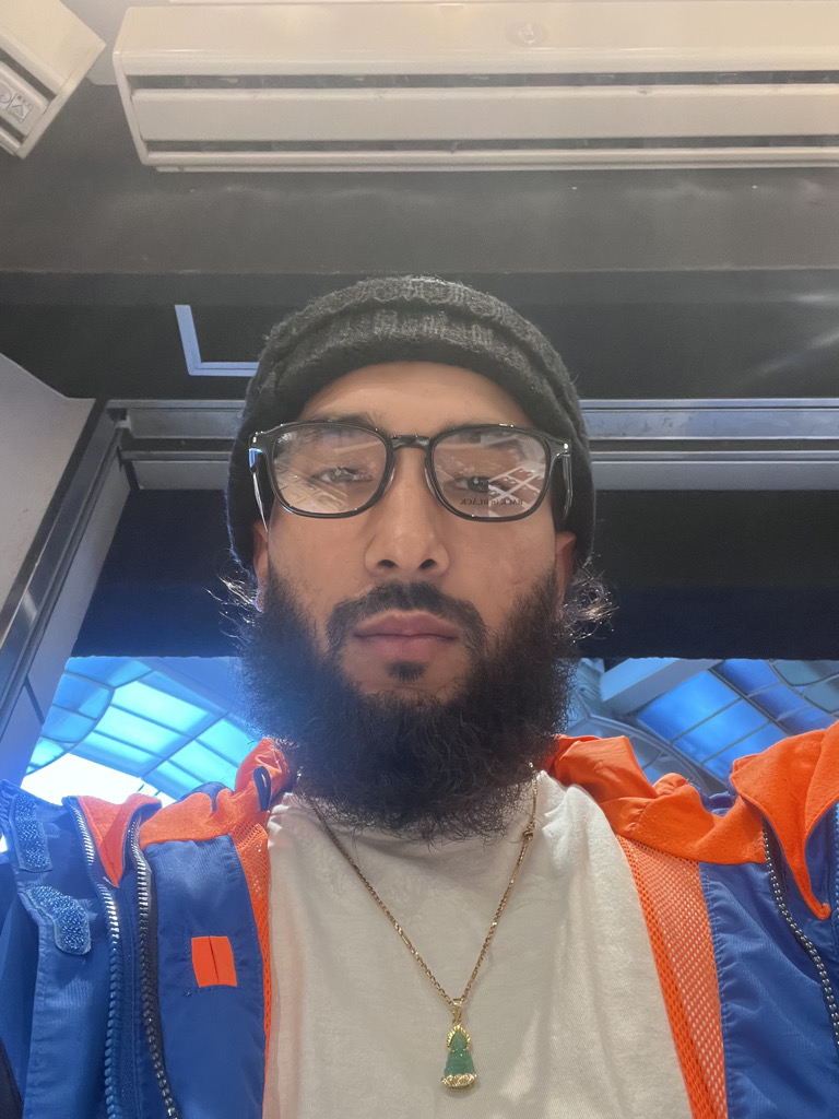 @42neek09