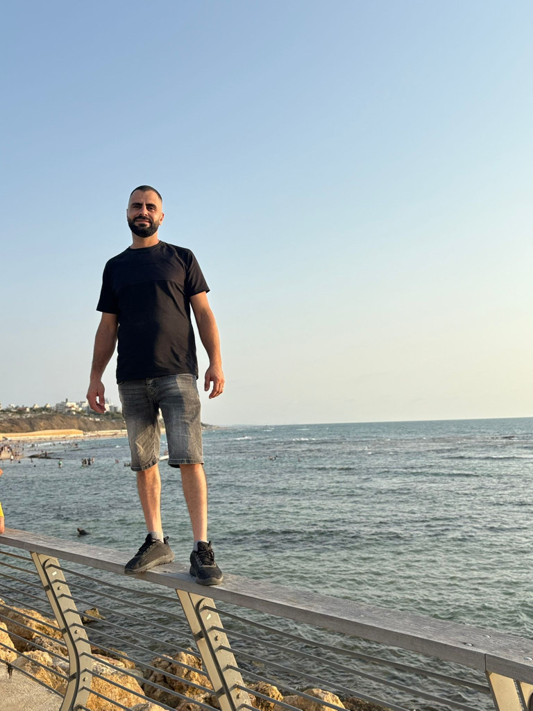 @u9732901 from Israel