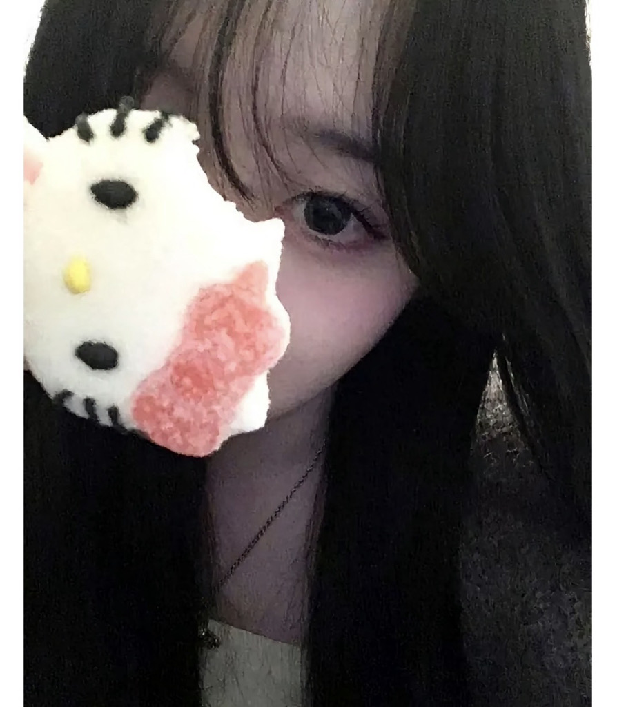 @yuuriiii from Japan