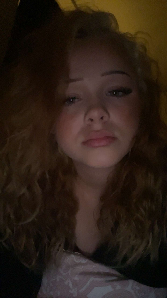@nikkipicky from Sweden