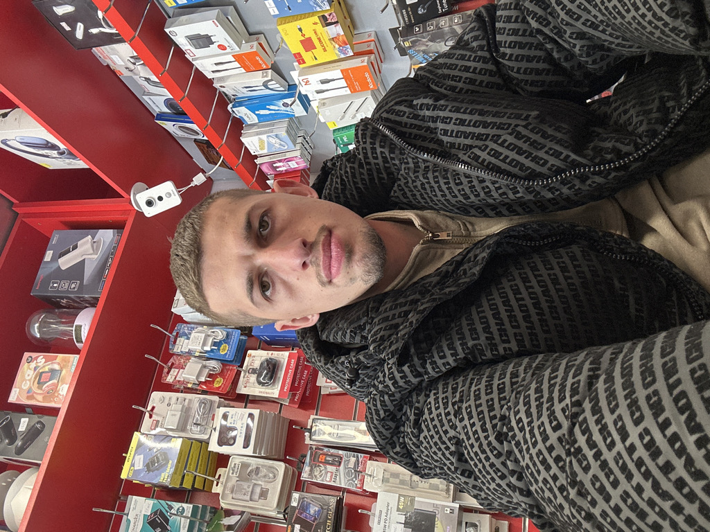 @sterioroci from Greece