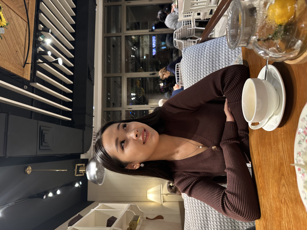 @zhann from Italy